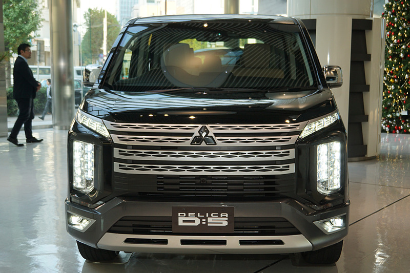 新型デリカD：5