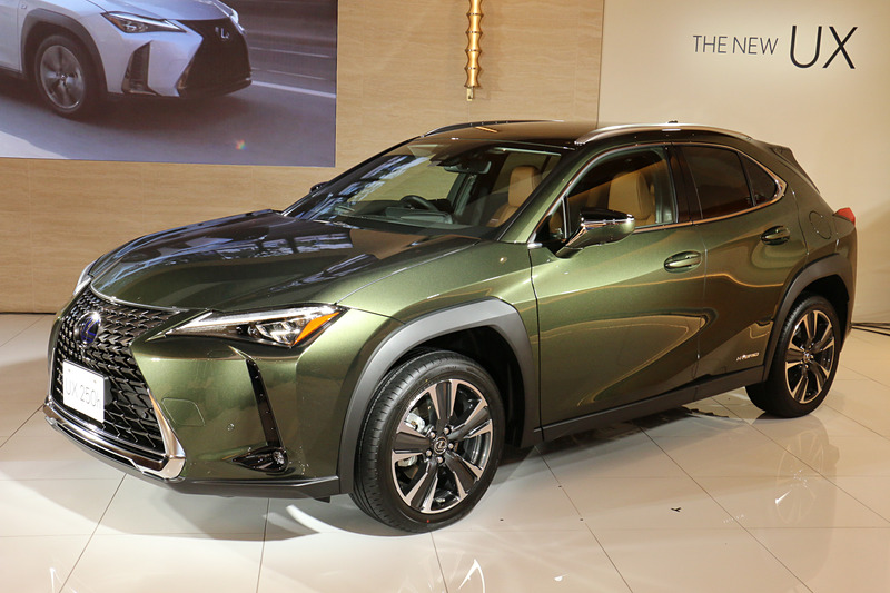 ボディサイズは4495×1840×1540mm（全長×全幅×全高）、ホイールベースは2640mmで全車共通