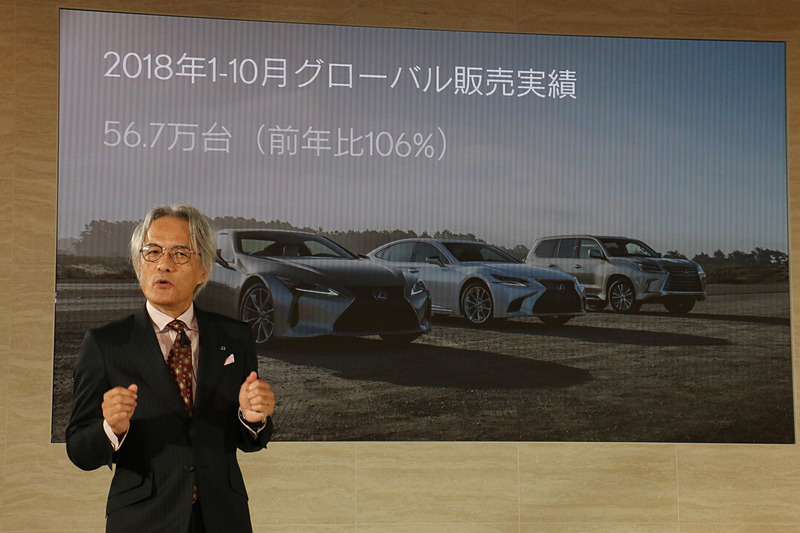 2018年1月～10月の販売実績は好調で、澤氏は世界中のユーザーに対して感謝の言葉を述べた。さらに新しいUXも発売前の時点で5500台を受注しているという