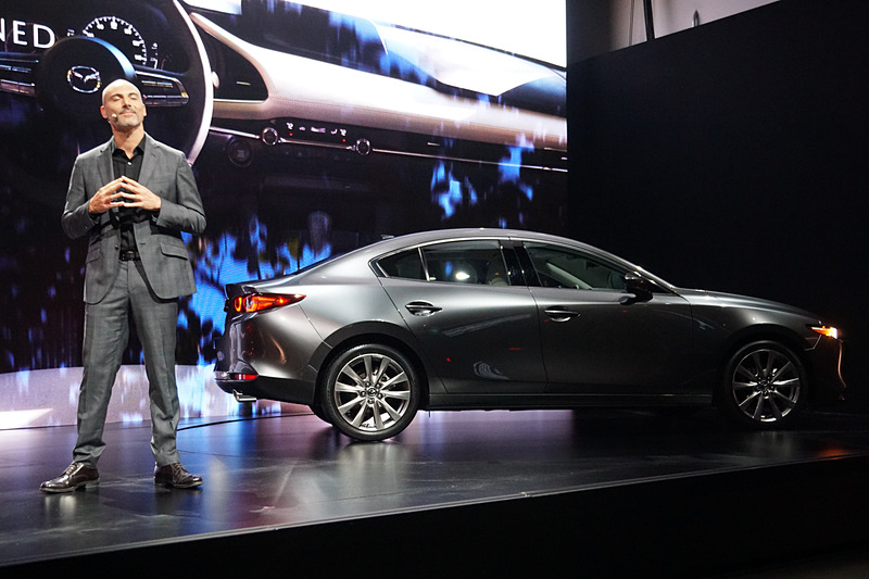 MAZDA Design American Senior Director Julien Montousse氏