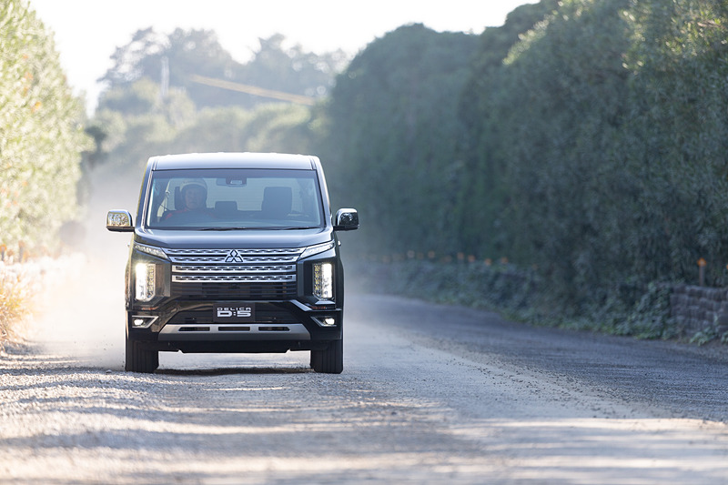 新型デリカD：5