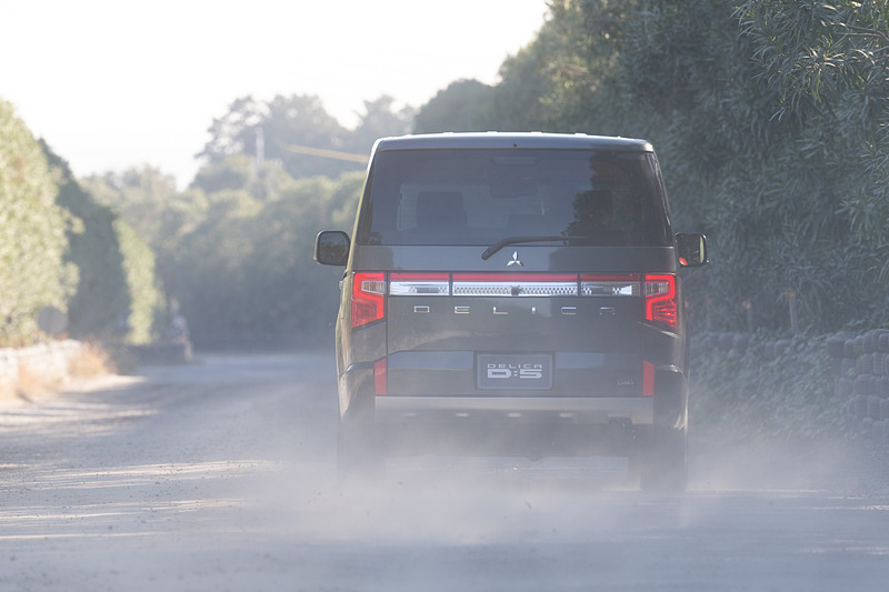 新型デリカD：5