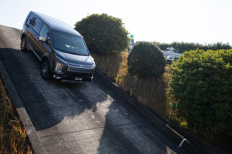 新型デリカD：5