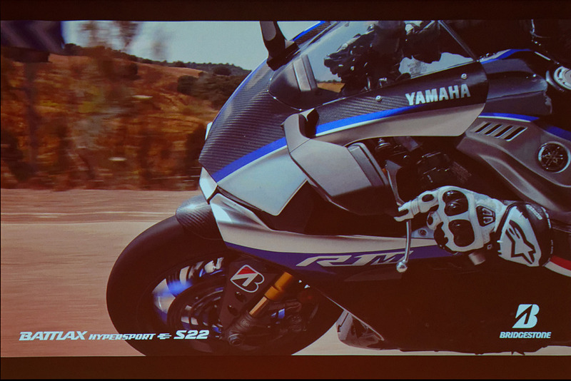 BATTLAX HYPERSPORT S22のプロモーション動画より