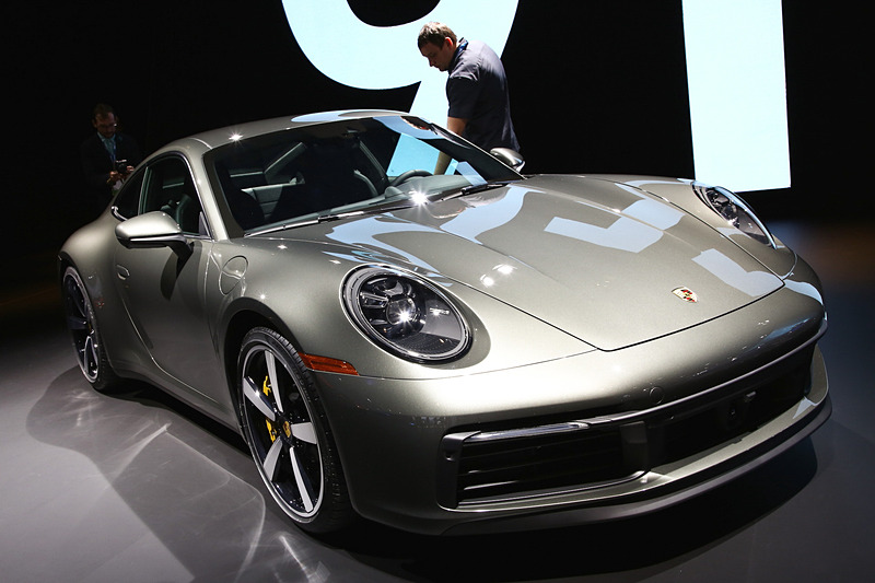 カレラ Sもお披露目された