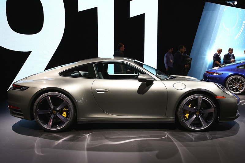 カレラ Sもお披露目された