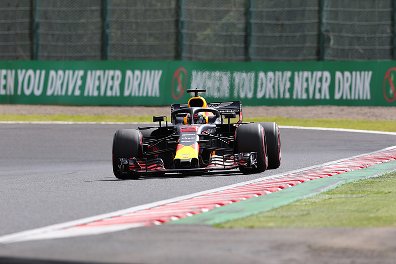 フォトギャラリーで使用した写真は中間