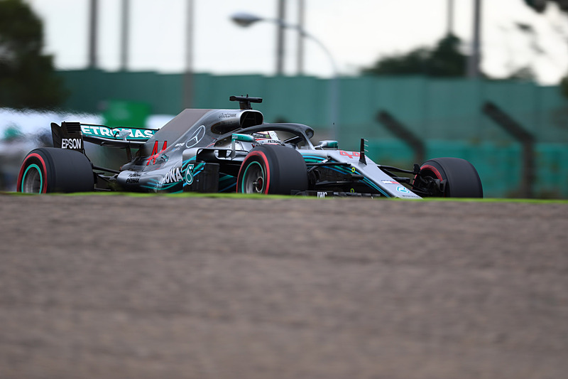 ハミルトン選手が16時1分59秒にアタックラップへ