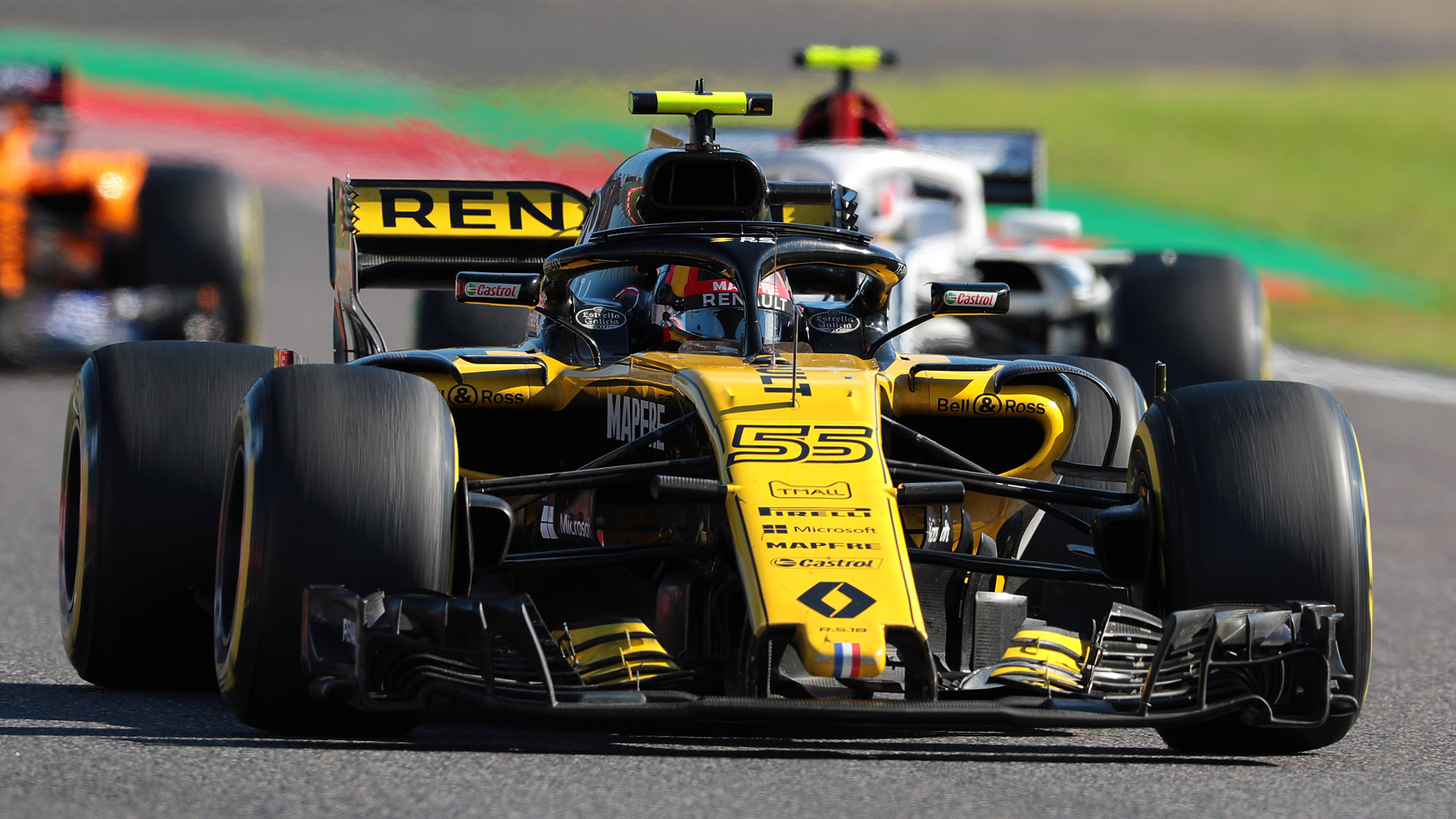 EOS 5D Mark IV＋EF600mm F4L IS III USMを使用し、シャッター速度1/500秒で撮影した元画像とレタッチしてフォトギャラリーに掲載した写真