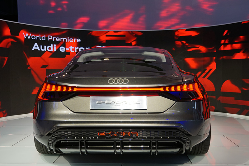 「e-tron GT concept」