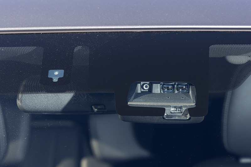 「デュアルセンサーブレーキサポート」の単眼カメラ