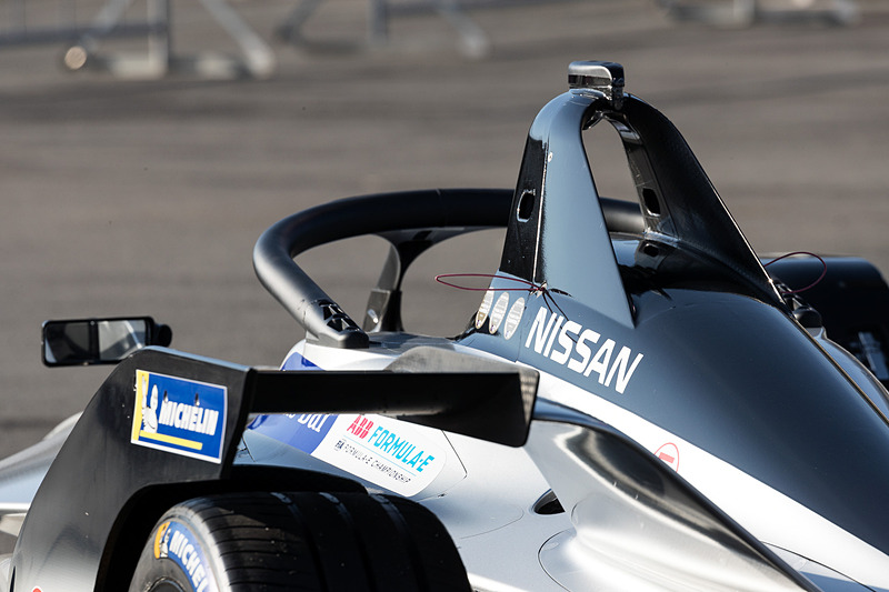 日産フォーミュラEマシンの詳細。なお、日産のフォーミュラEマシンはセバスチャン・ブエミ選手とオリバー・ローランド選手がドライブする