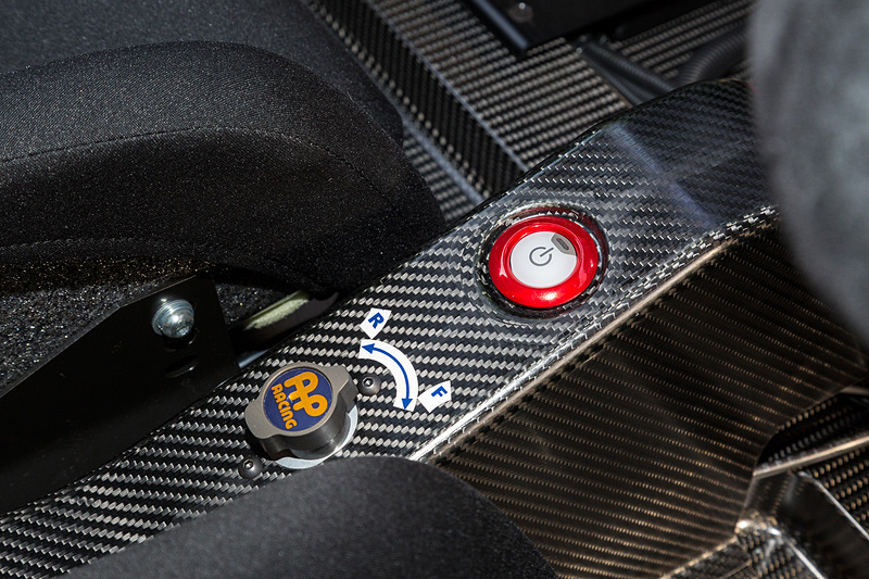 RC_02のインテリア