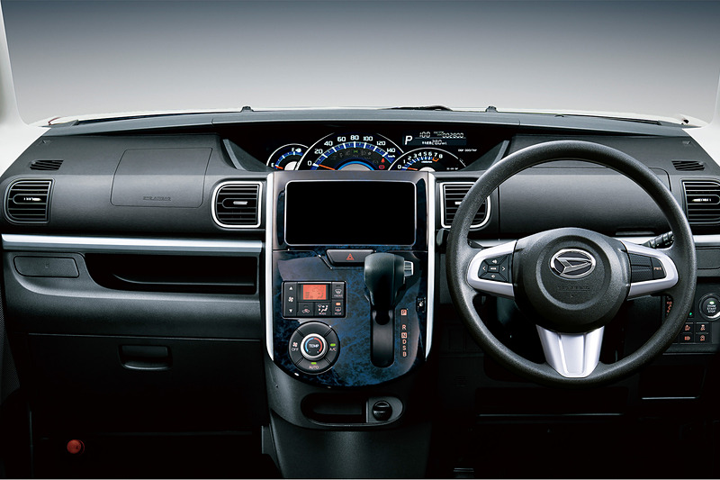 タント カスタム X“トップエディションVS SA III”のインテリア