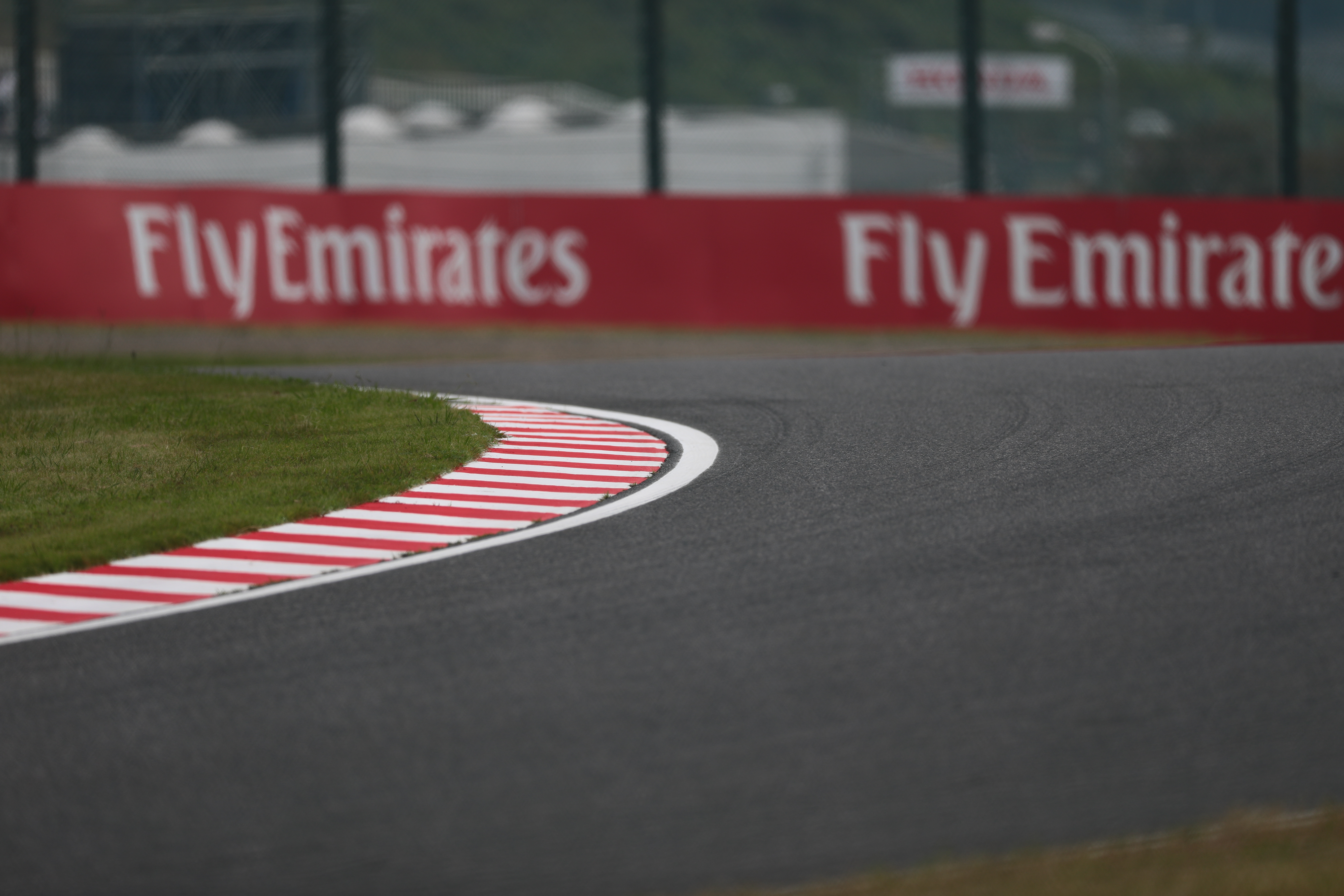 金網2枚抜きで絞りF4で撮影