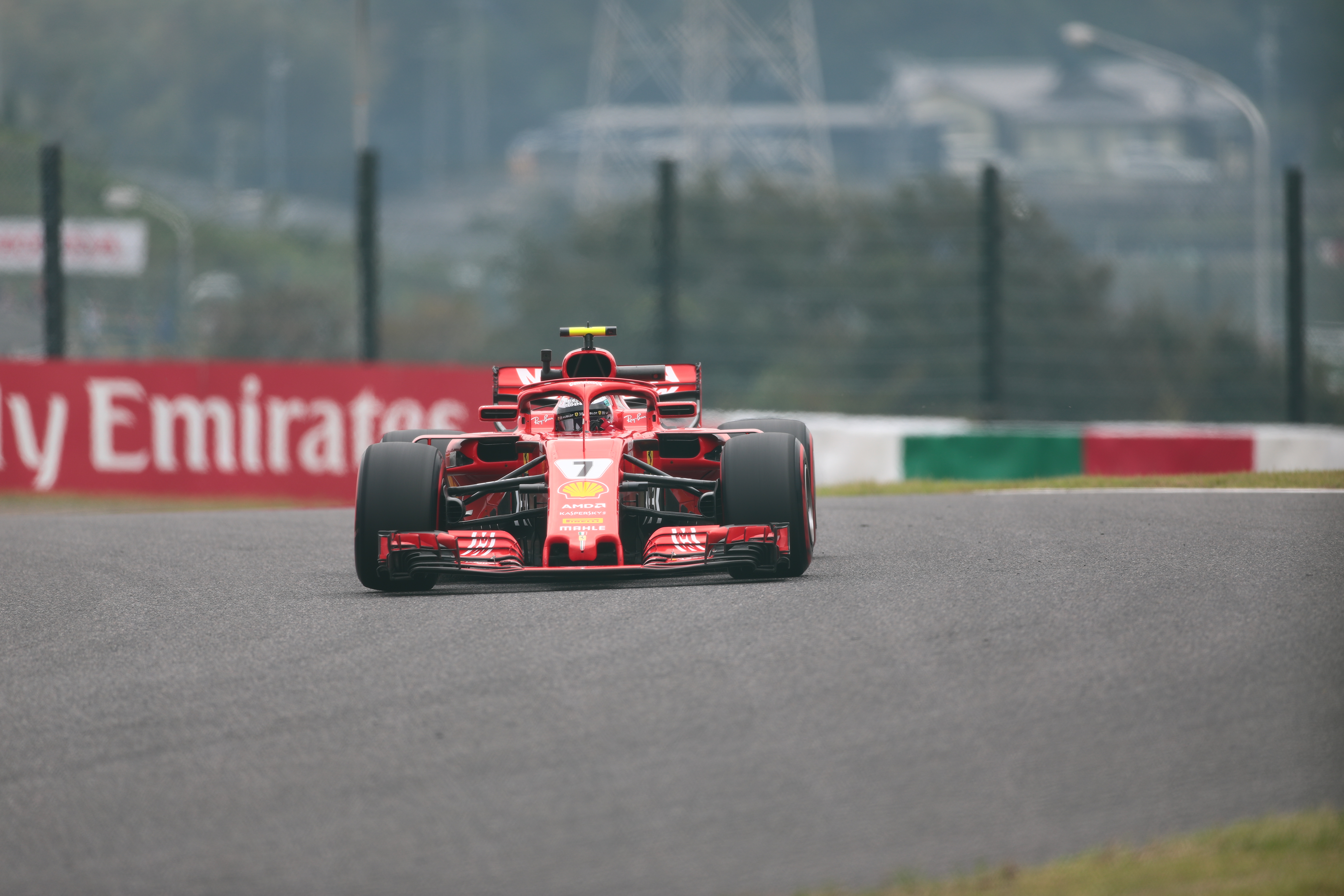 EOS 5D Mark IV、シャッター速度1/500秒、F4.5