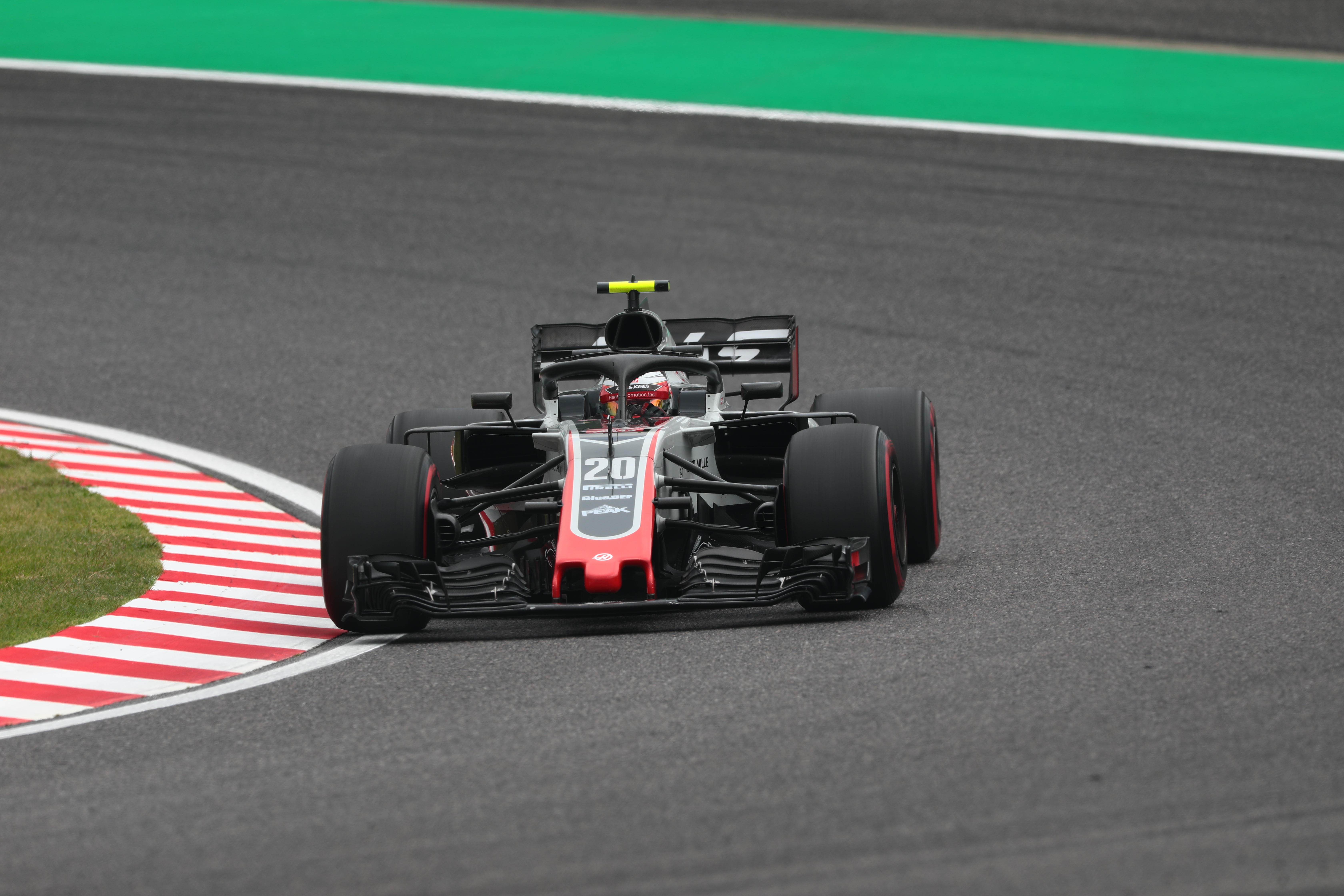 EOS 5D Mark IV、シャッター速度1/500秒、F5.6