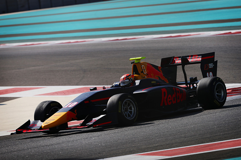 ヤス・マリーナ・サーキットを疾走する角田選手（写真提供：ホンダ）