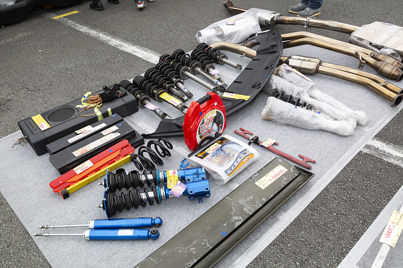 ユーズドパーツも大バーゲン中