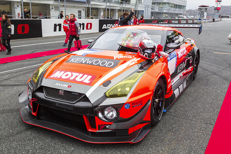 「ニュルブルクリンク24時間耐久レース 2019」に参戦するGT-R NISMO GT3をドライブしたのは近藤真彦監督