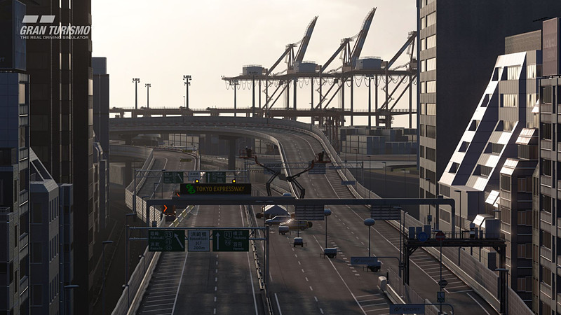 全長6560m、最大高低差24m、コーナー数16、最大直線超900mで、コンテナターミナルを通過する「東京エクスプレスウェイ・南ルート」の「内回り」