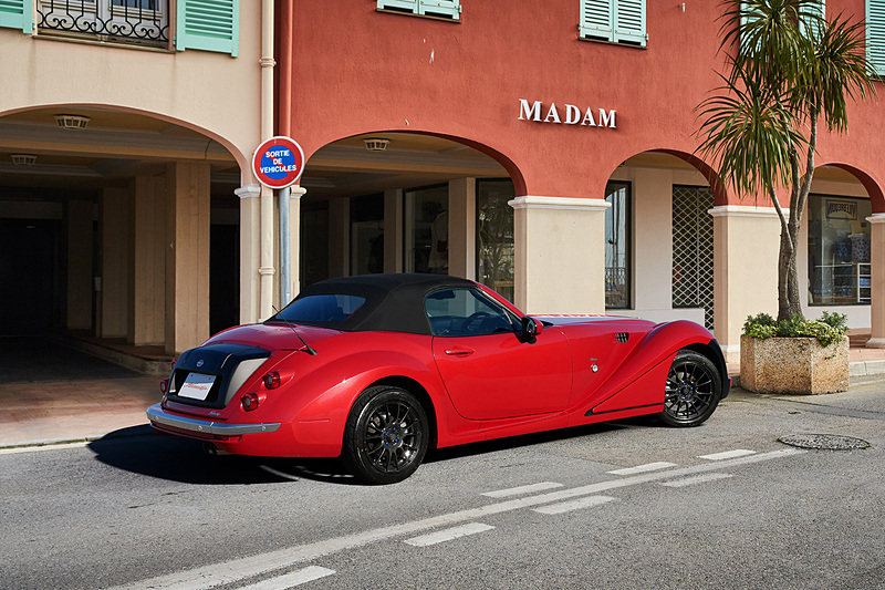 ボディサイズは4580×1740×1235mm（全長×全幅×全高）