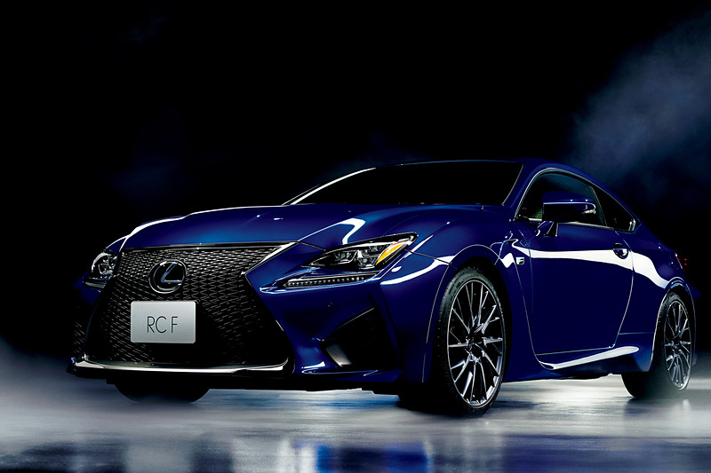 「RC F」現行モデル