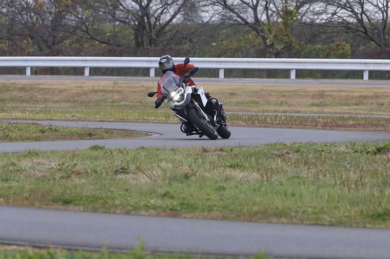 ワインディングふうの周回路