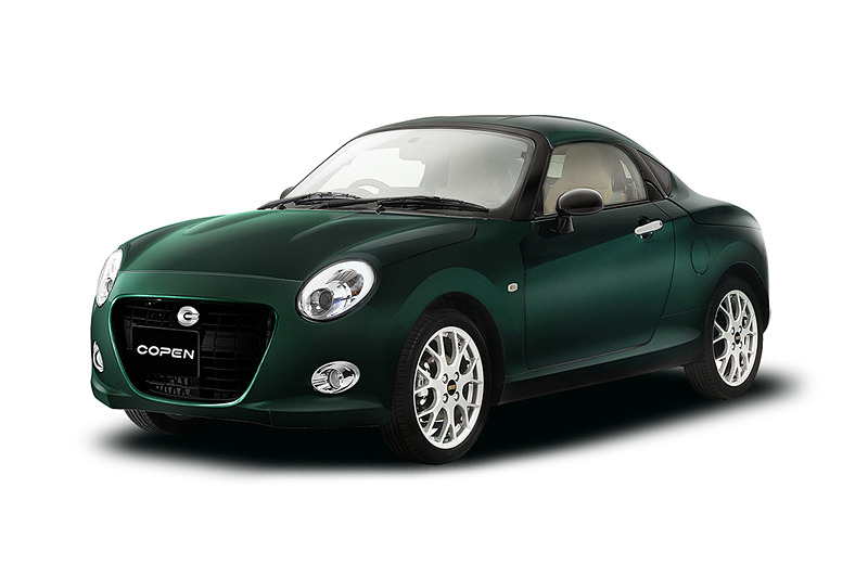 コペン クーペ：「ブリティッシュ グリーンマイカ」（ベージュインテリア）