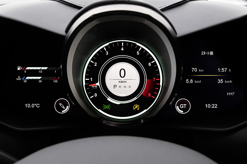 パワートレーン、シャシーともに「GT」「Sport」「Sport Plus」の3種類から選択可能