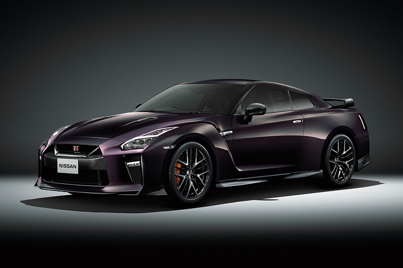 「GT-R」大坂なおみ選手 日産ブランドアンバサダー就任記念モデル