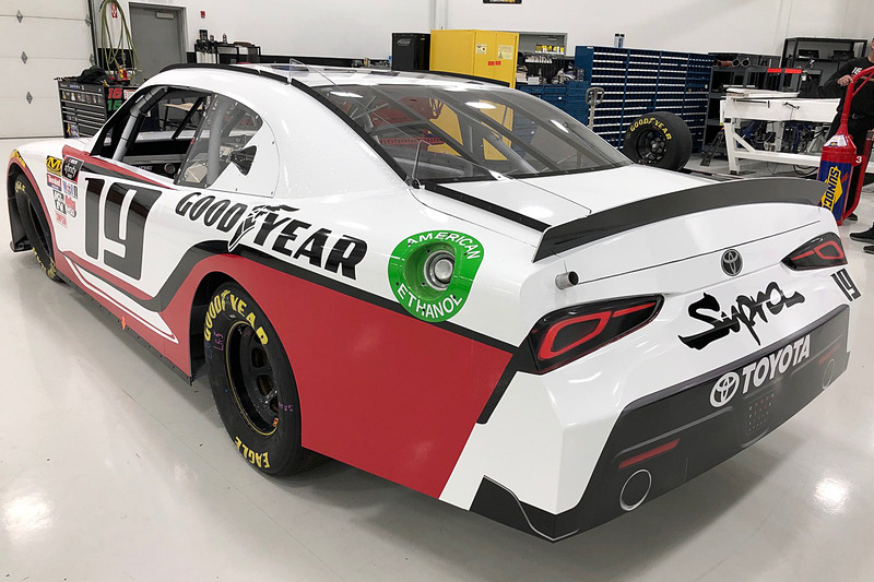 スープラ NASCAR仕様