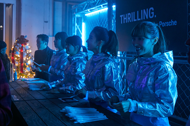 長い1日の締めくくりとして22時～24時までクラブイベントが行なわれ、写真のとおり多くの来場者が会場を訪れた。既存の価値観にとらわれず、こうした新たな取り組みを積極的に実施する姿勢から近年販売台数を伸ばし続けている理由が垣間見えた