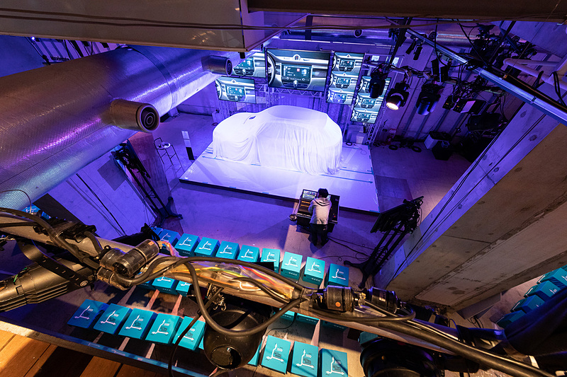 12月19日に行なわれた新型「マカン」の報道陣向け発表会。この舞台裏に密着取材する機会を得たので、その模様をレポートする