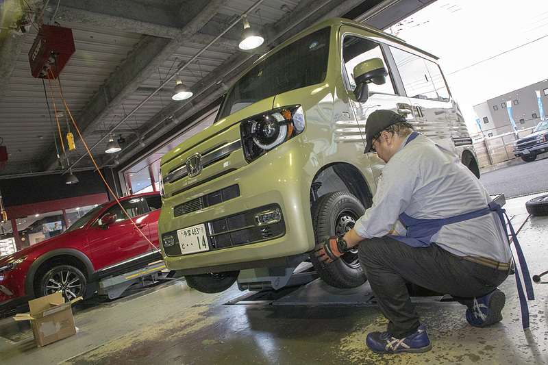 連載第3回はスタッドレスタイヤについて