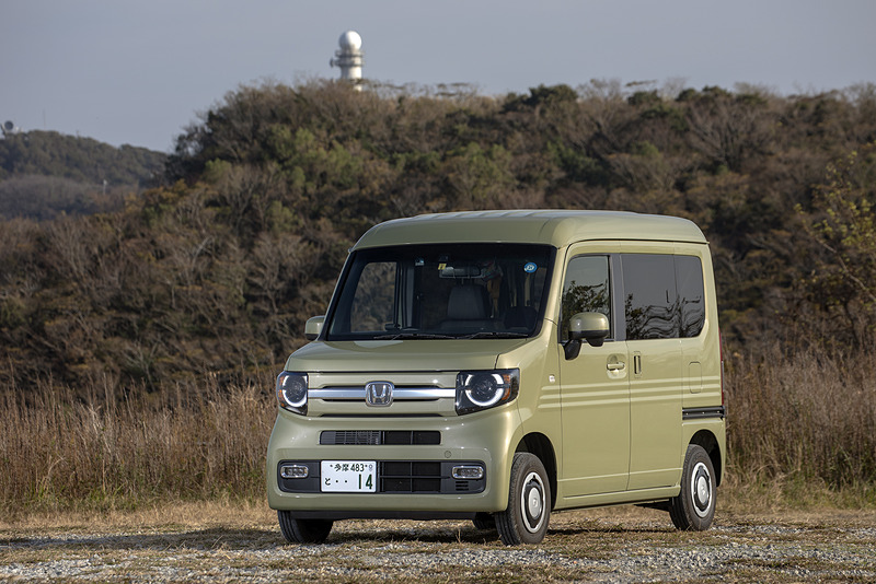 買う前は長距離移動が多いので「軽貨物車で大丈夫か？」という不安はあったが、N-VANはまったく問題なし。ただ、自分のN-VANはターボモデルなので、今後は自然吸気車を借りて長距離ドライブを試してみたい