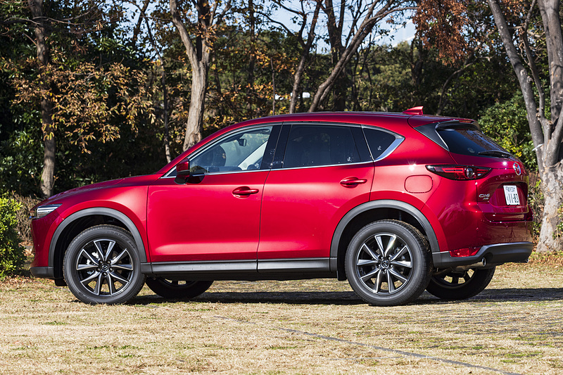 XD L Package。撮影車両のボディカラーは特別塗装色のソウルレッドクリスタルメタリック