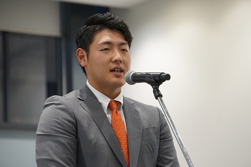 読売巨人軍 岡本和真選手