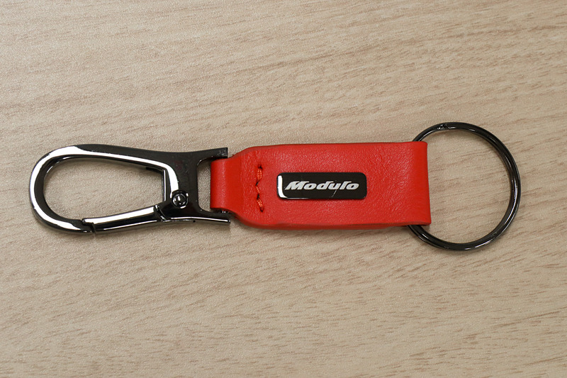 「Modulo キーチェーン」（オレンジ）