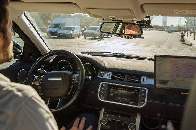 ヴァレオ初の完全自動運転車「Valeo Drive4U」