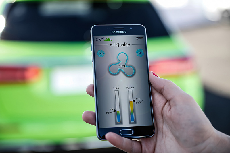 車室内の空気清浄システムを起動させる「Valeo Oxy' Zen」アプリ