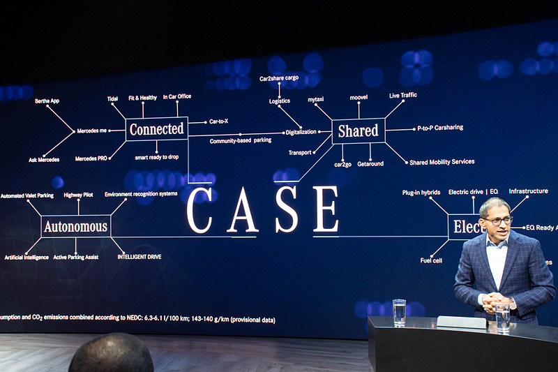 Jen-Hsun Huang氏が登場してトークセッション