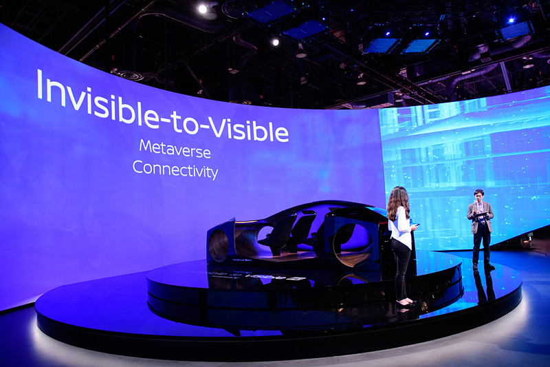 インターネット仮想空間「メタバース」と接続できるI2V