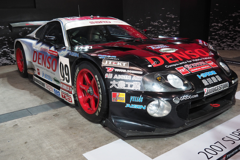 歴代のレース参戦のスープラも展示された