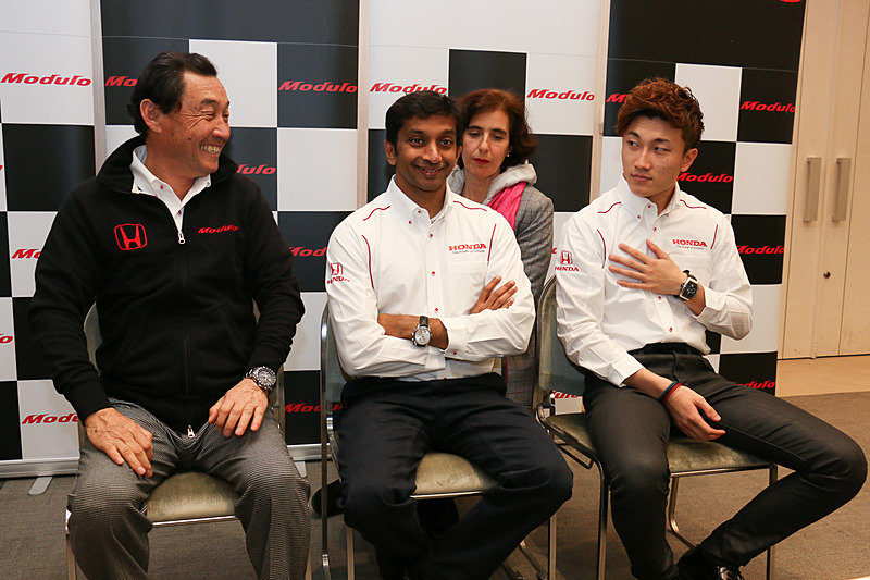 発表会に参加した「Modulo Nakajima Racing」の3人