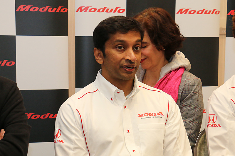 ナレイン・カーティケヤン選手