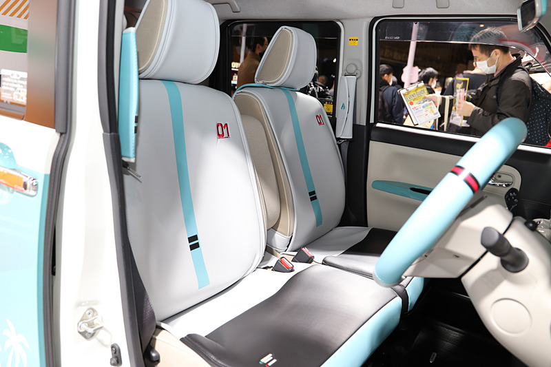 初音ミクの衣装をイメージしたインテリア