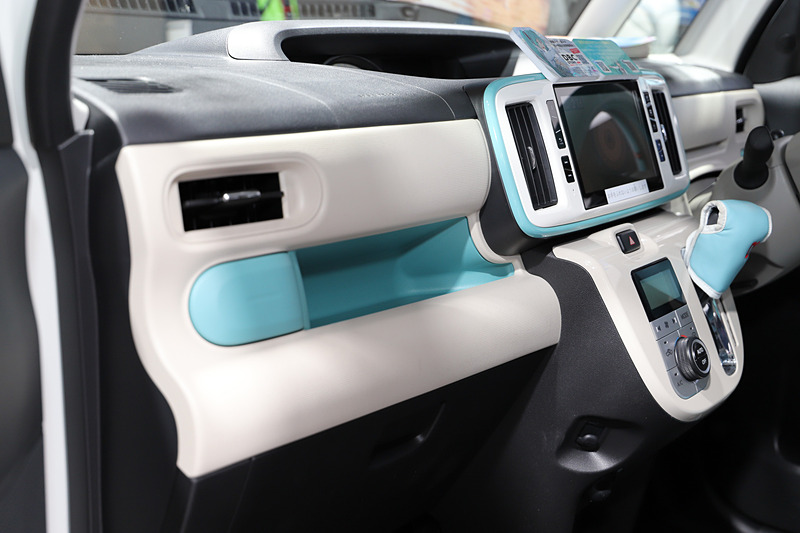 初音ミクの衣装をイメージしたインテリア