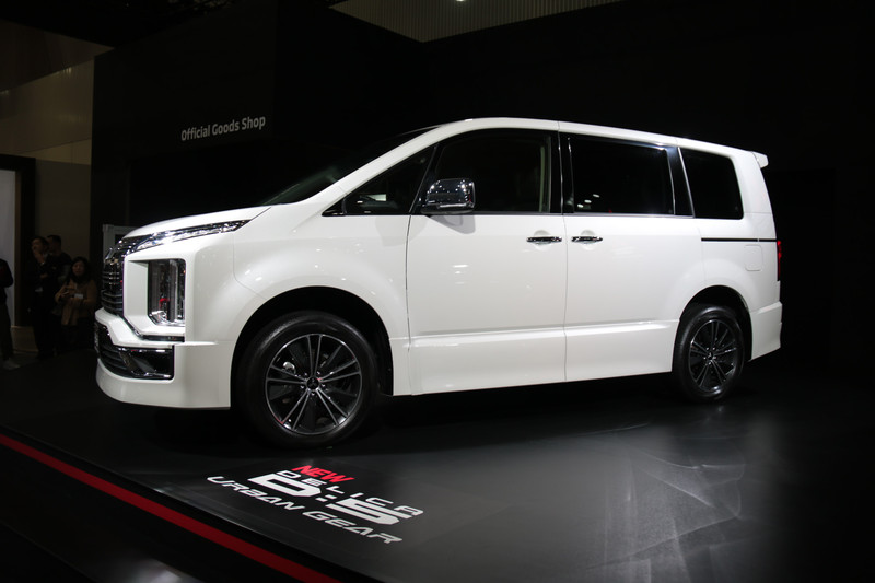 新バリエーションのデリカD：5アーバンギアはスタイリッシュなイメージ