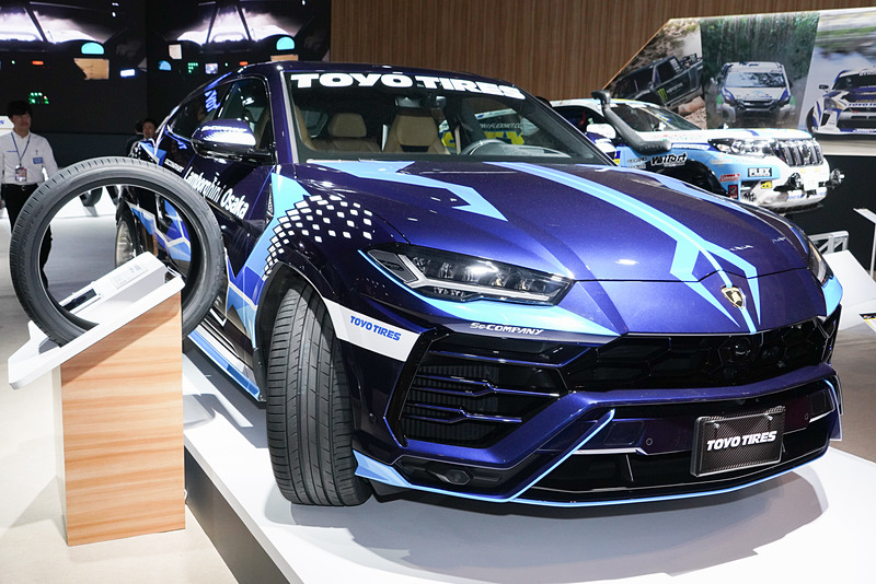 ランボルギーニ「ウルス」